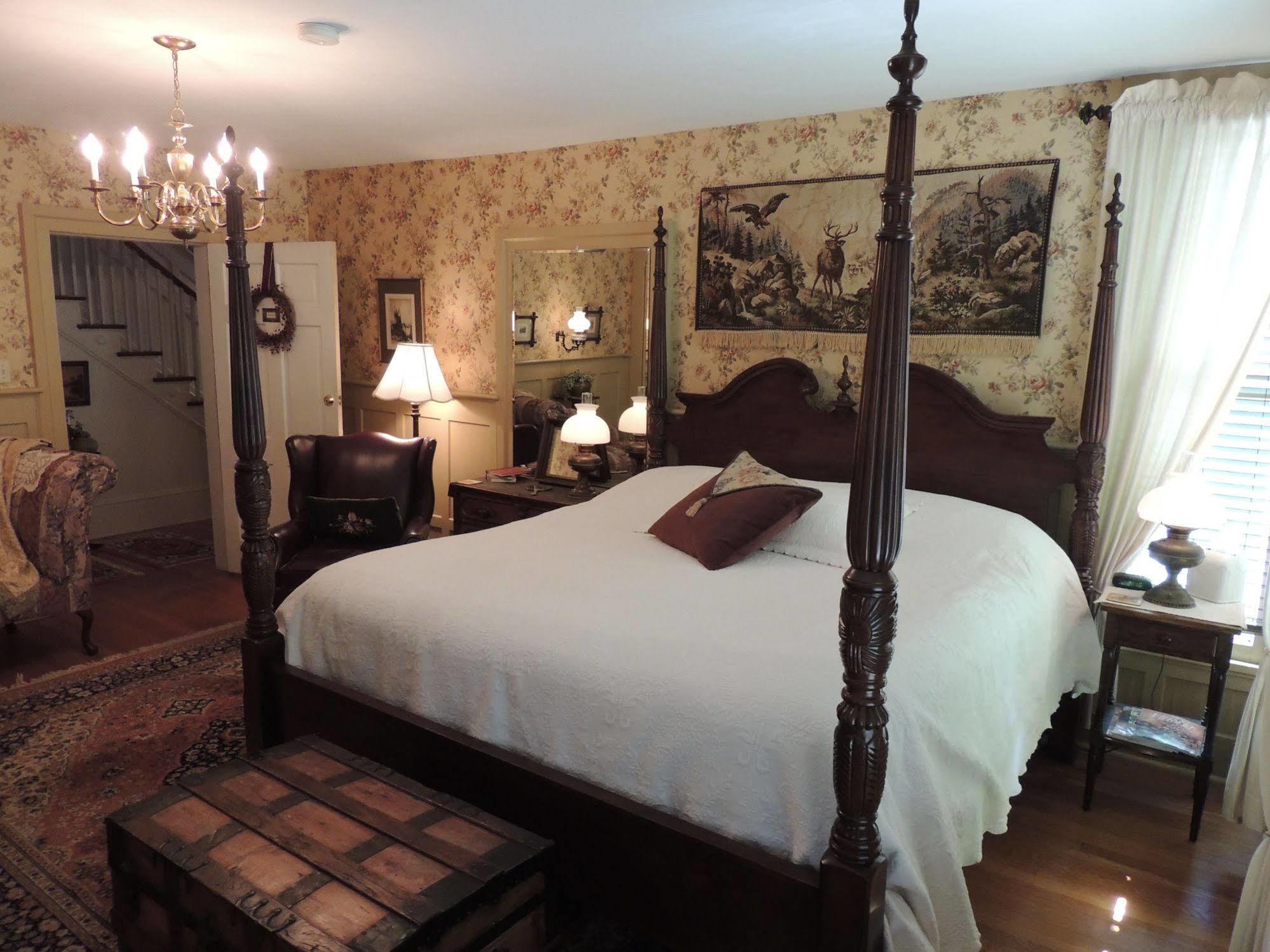 1868 Magnolia House Inn Лексингтон Экстерьер фото