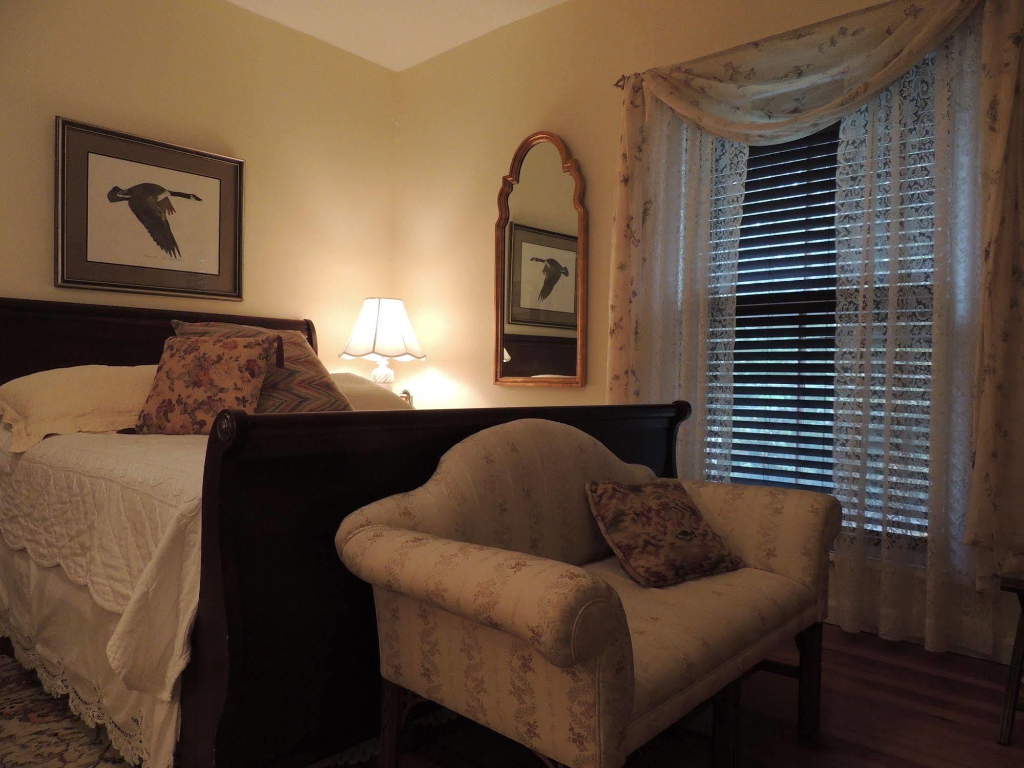 1868 Magnolia House Inn Лексингтон Экстерьер фото