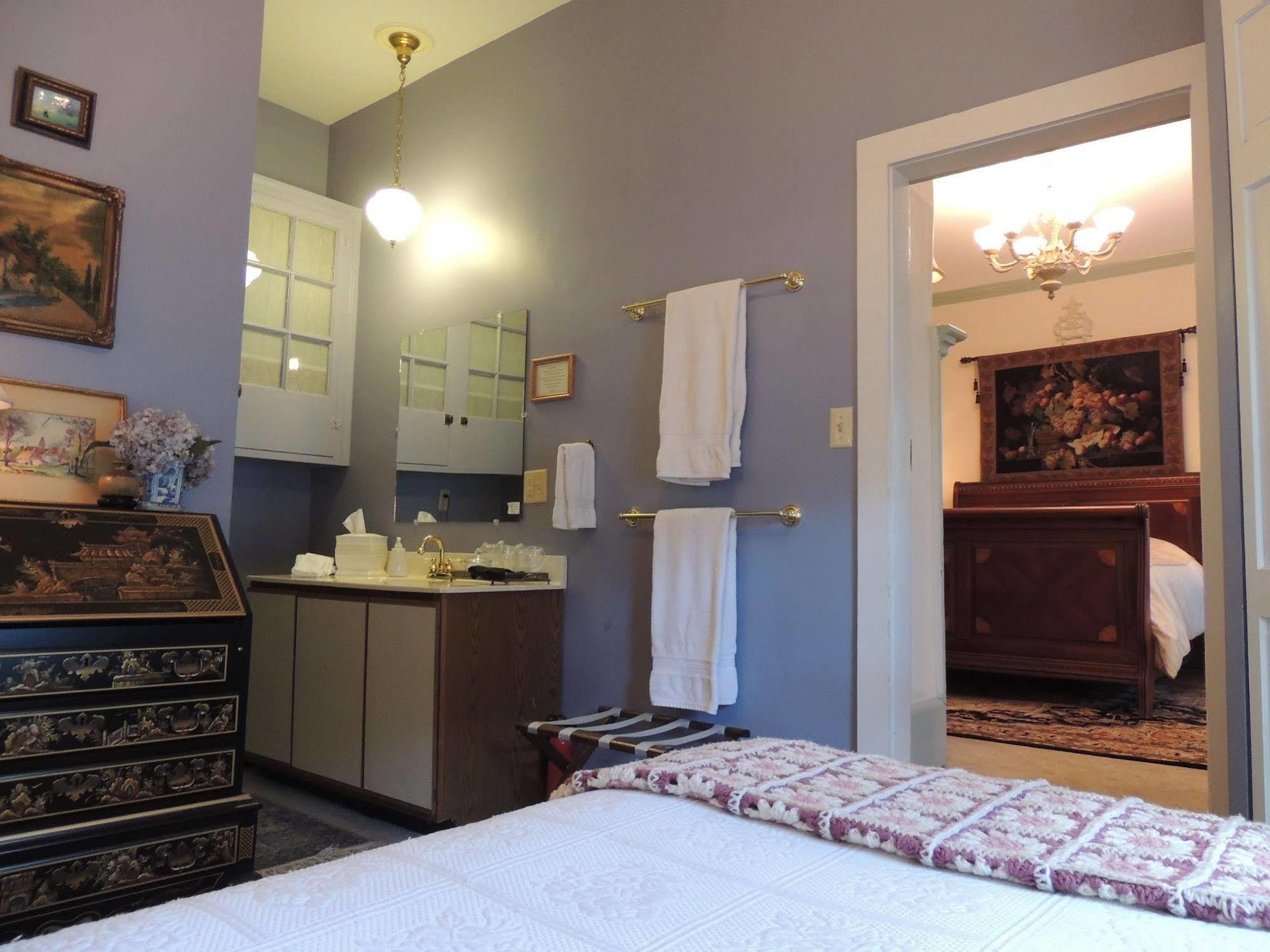 1868 Magnolia House Inn Лексингтон Экстерьер фото