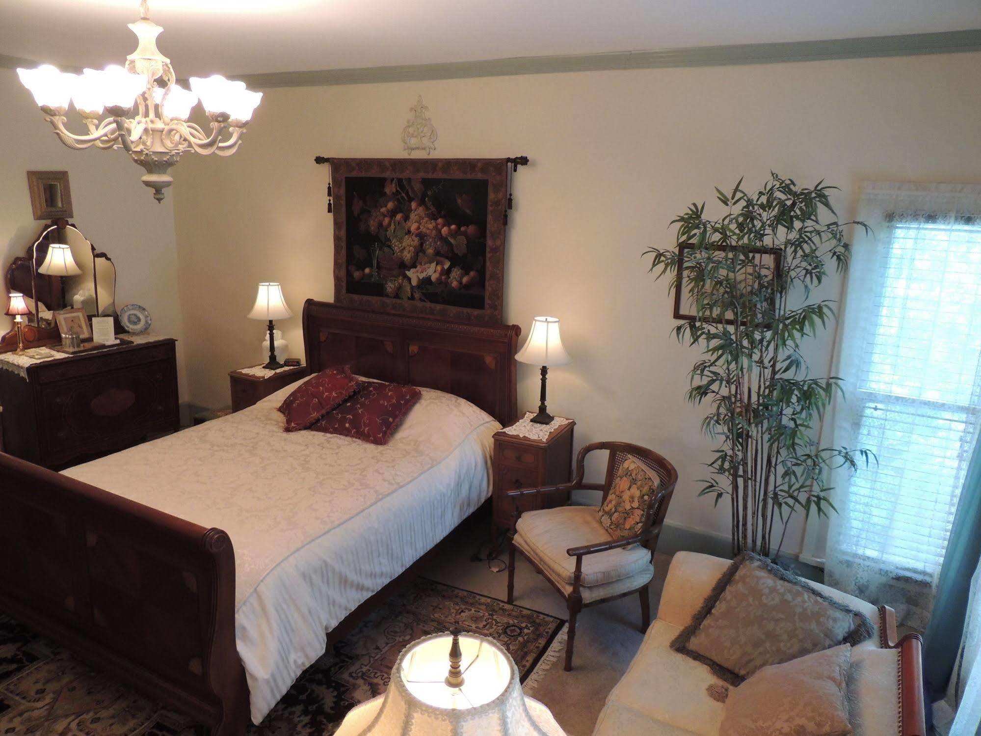 1868 Magnolia House Inn Лексингтон Экстерьер фото