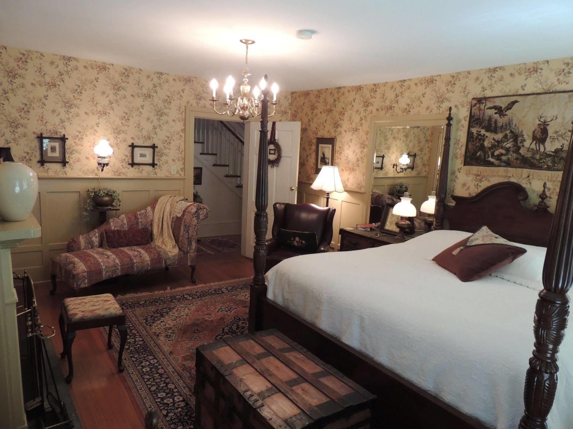 1868 Magnolia House Inn Лексингтон Экстерьер фото